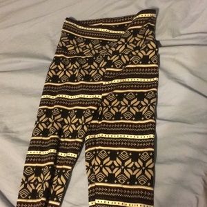 Charlotte Russe printed leggings